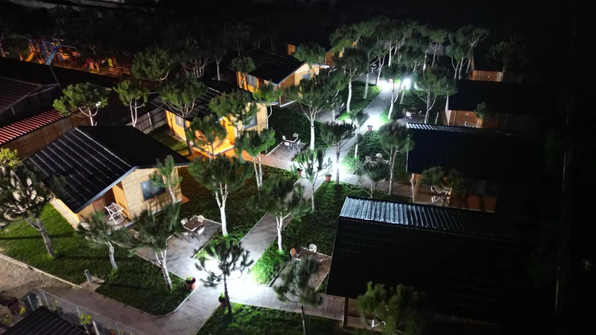 Villa Arda Qerret 0*,  アルバニア